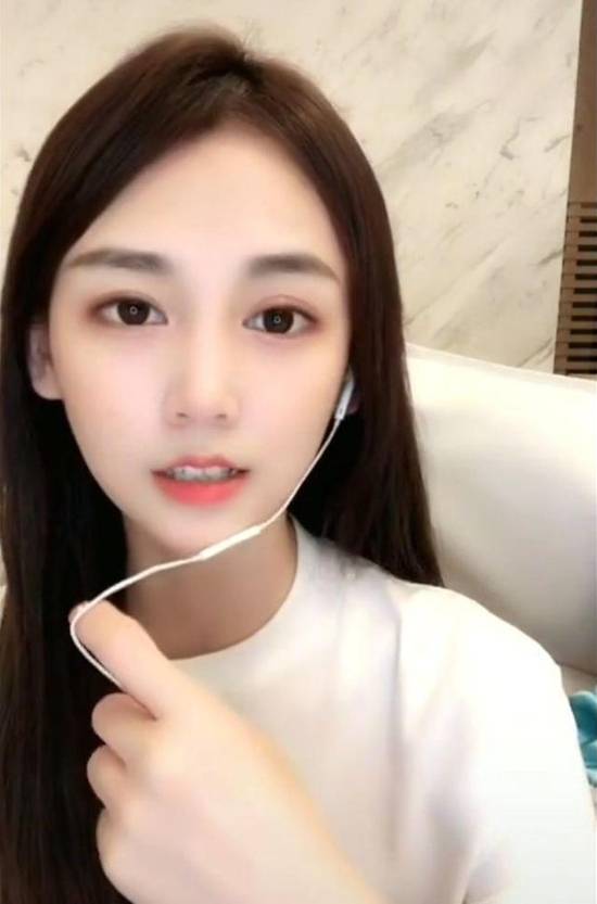 陪睡风波背后：女主播骗打赏2500万，反转来了