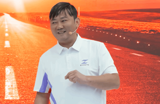 《和平精英》宣布9月25日联动张雪机车，海岛地图可骑冠军涂装机车