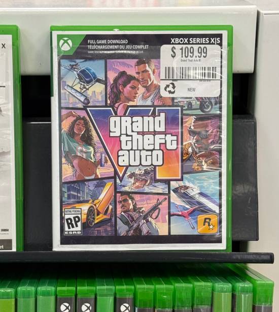 《GTA6》实体版包装疑流出：需下载完整游戏，封面含杰森与露西亚