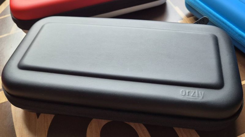 Switch 2收纳包：貌不惊人却超能装