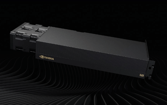 英伟达发布RTX PRO 5500 Blackwell专业工作站显卡，配备84GB GDDR7显存